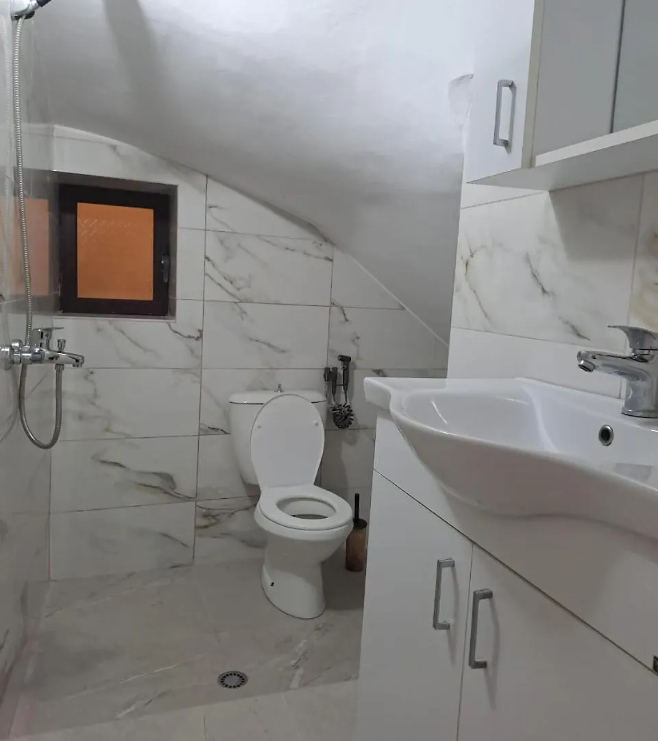 Vila Konti 42 Dıraç